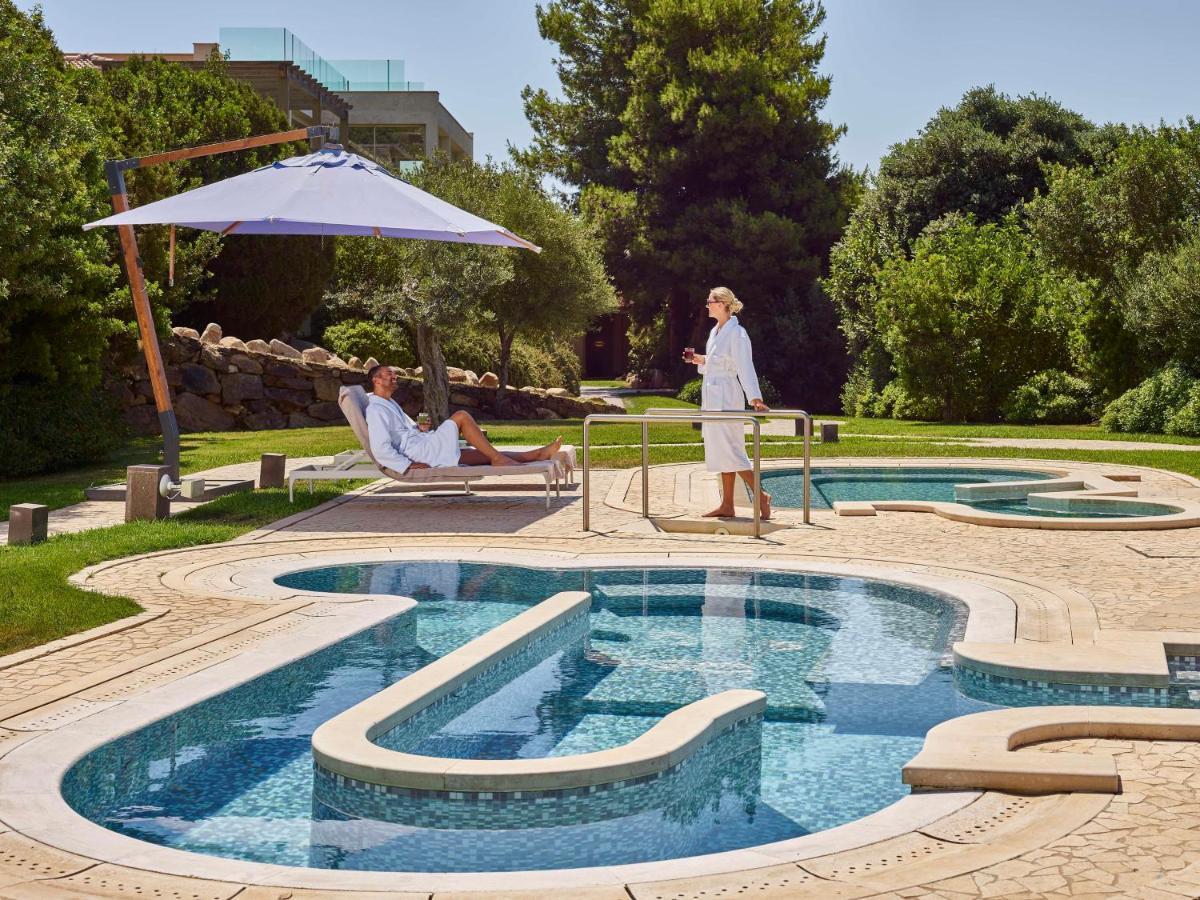 Baia Di Chia Resort Sardinia, Curio Collection By Hilton 외부 사진
