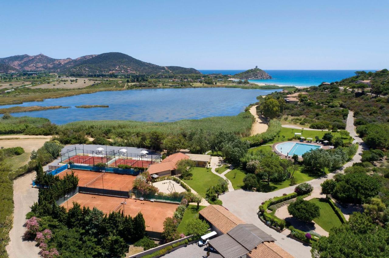 Baia Di Chia Resort Sardinia, Curio Collection By Hilton 외부 사진