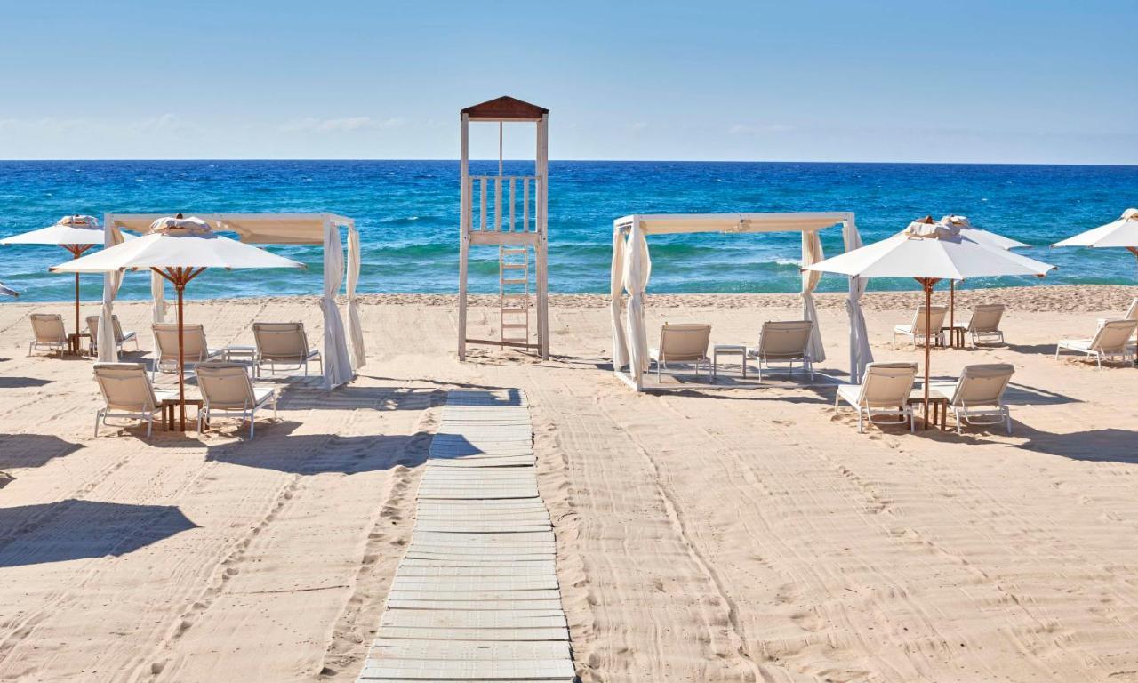 Baia Di Chia Resort Sardinia, Curio Collection By Hilton 외부 사진