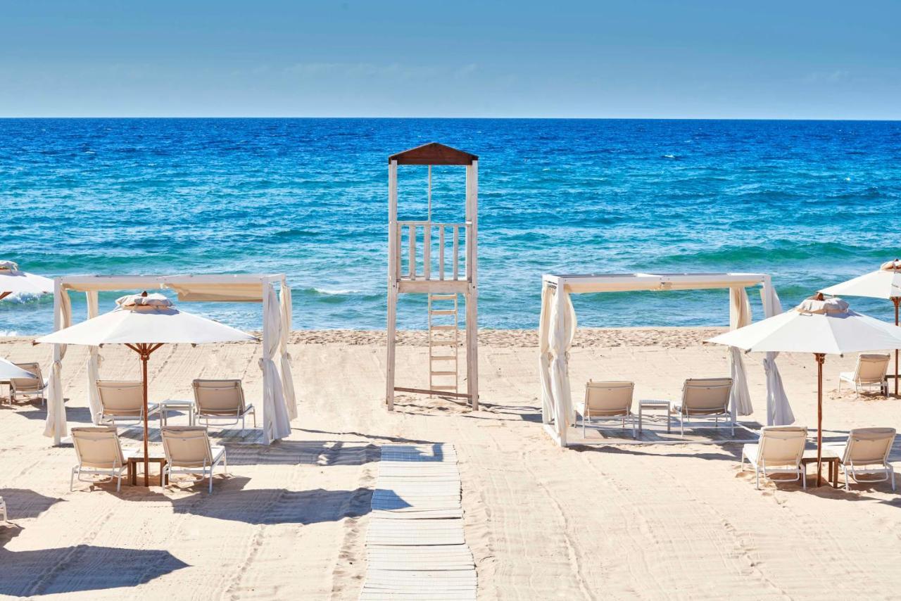 Baia Di Chia Resort Sardinia, Curio Collection By Hilton 외부 사진